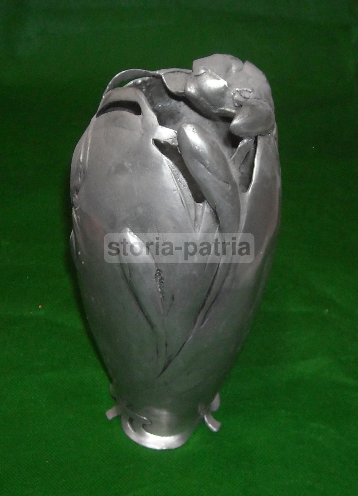 Vaso Liberty In Peltro Con Decorazioni Floreali, Anni '20