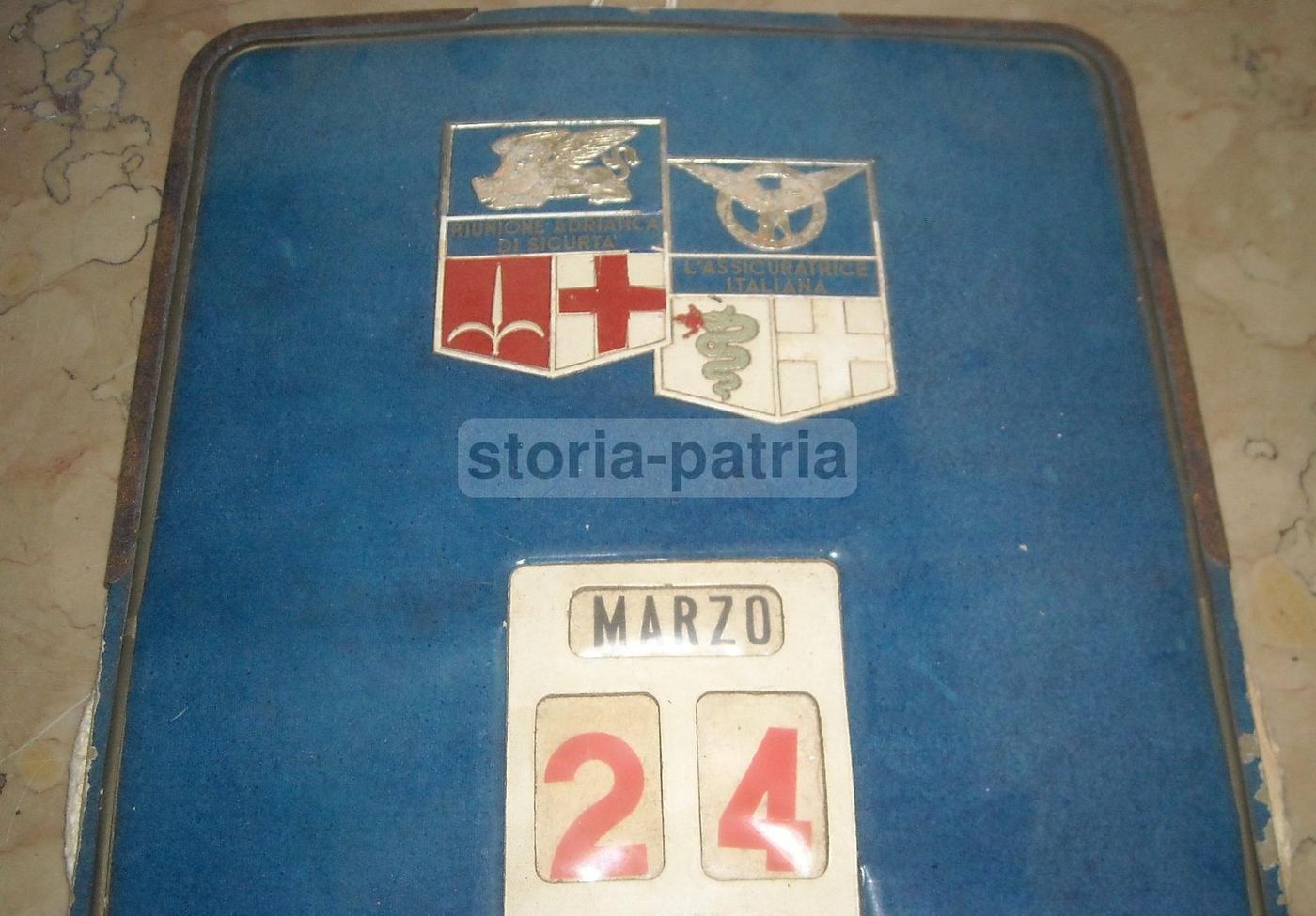 Cartello Datario Pubblicitario Assicuratrice Italiana, Roma