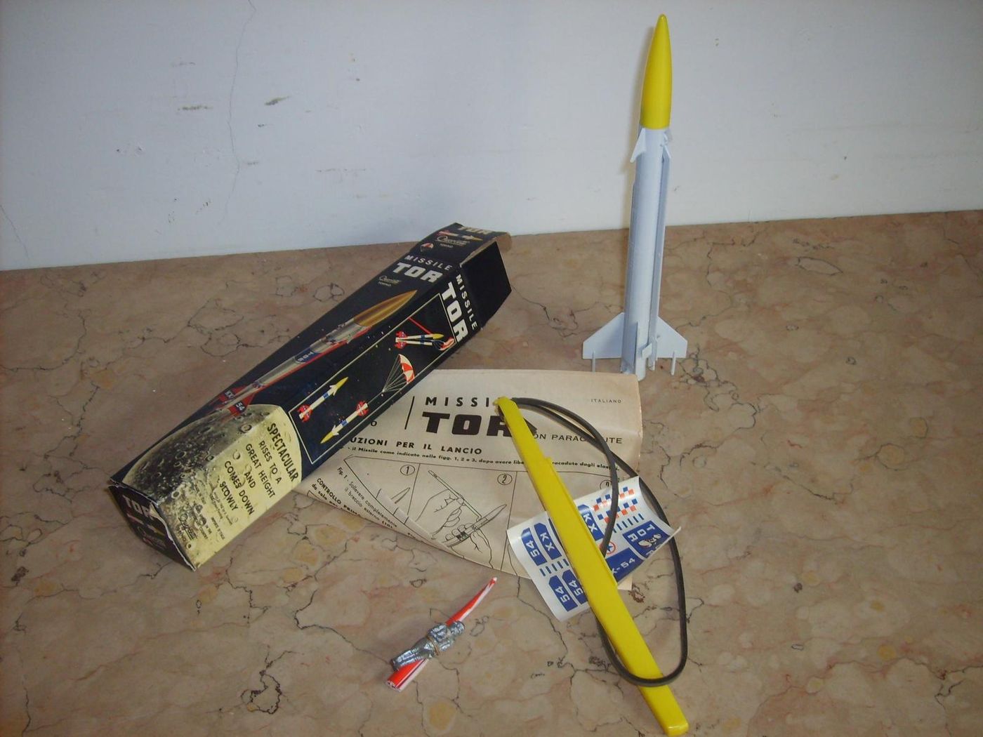 Giocattolo Missile Spaziale Quercetti 1962 Con Astronauta