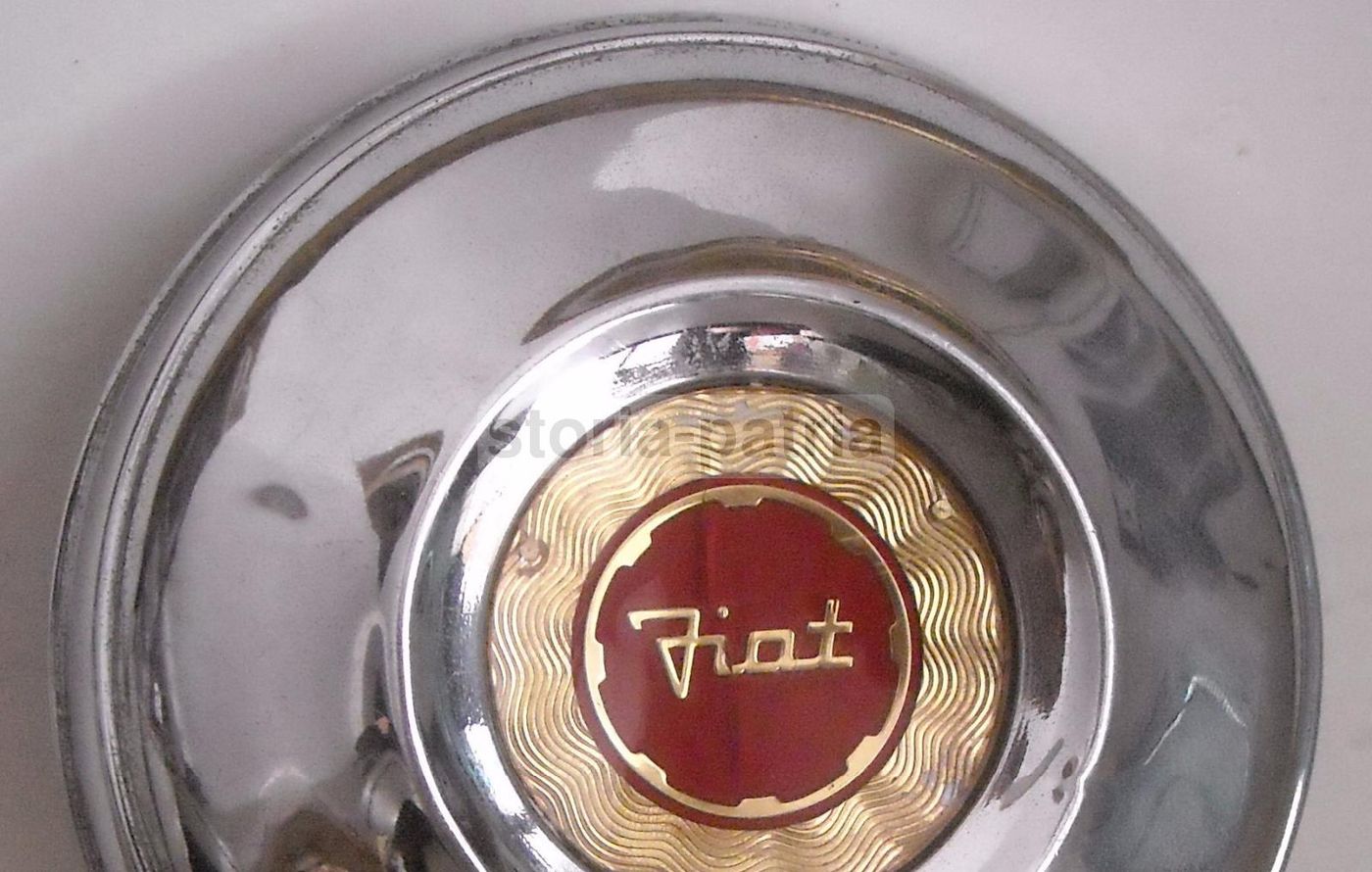 Copricerchio Pubblicitario Fiat In Metallo Cromato, Anni '50