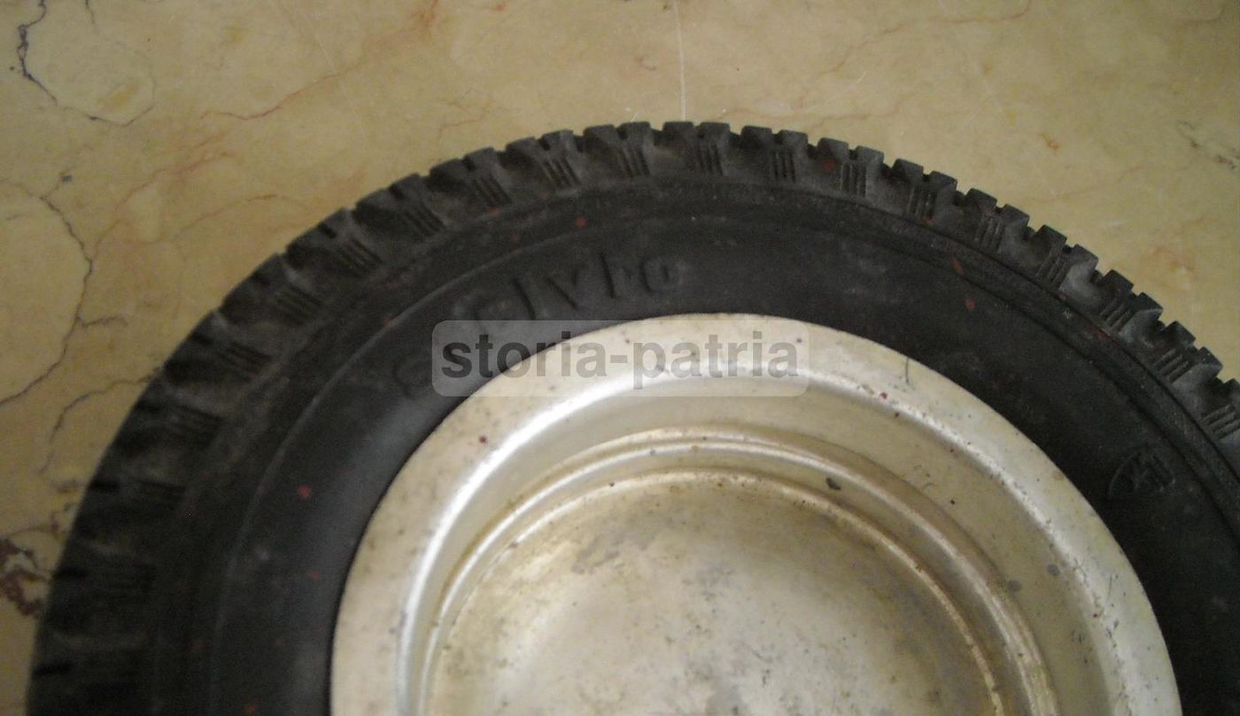 Posacenere Pneumatico Pirelli Urania Stelvio, Pubblicità Vintage