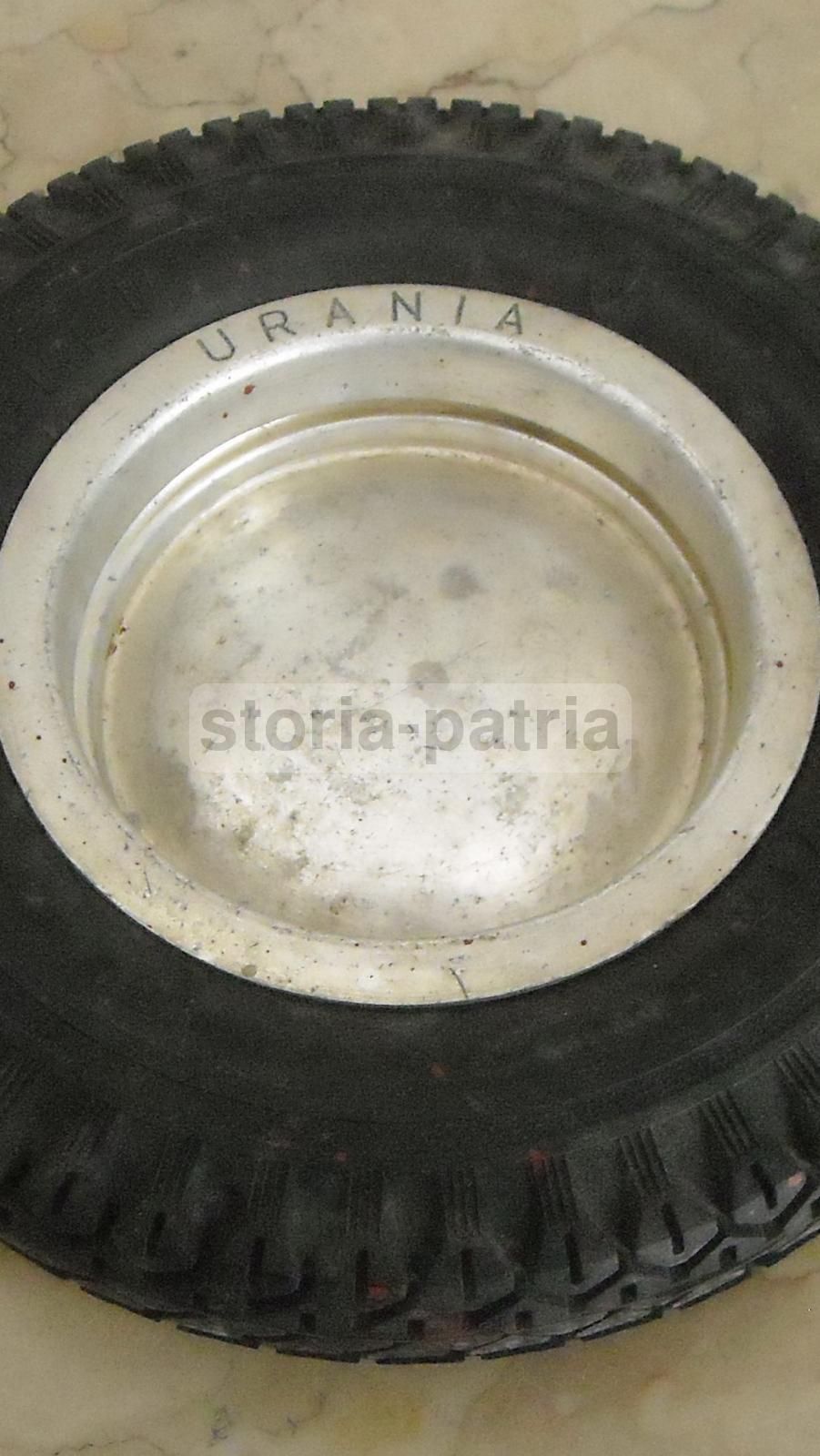Posacenere Pneumatico Pirelli Urania Stelvio, Pubblicità Vintage