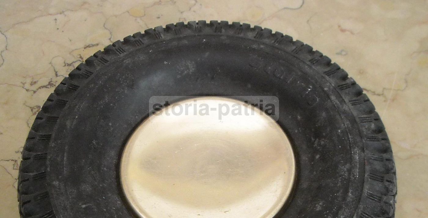 Posacenere Pneumatico Pirelli Urania Stelvio, Pubblicità Vintage