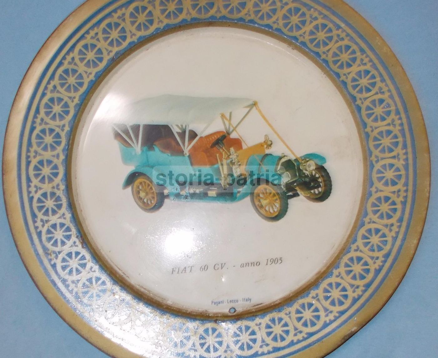 Piatto Pubblicitario Fiat 60 CV 1905, Edizione Pagani Lecco