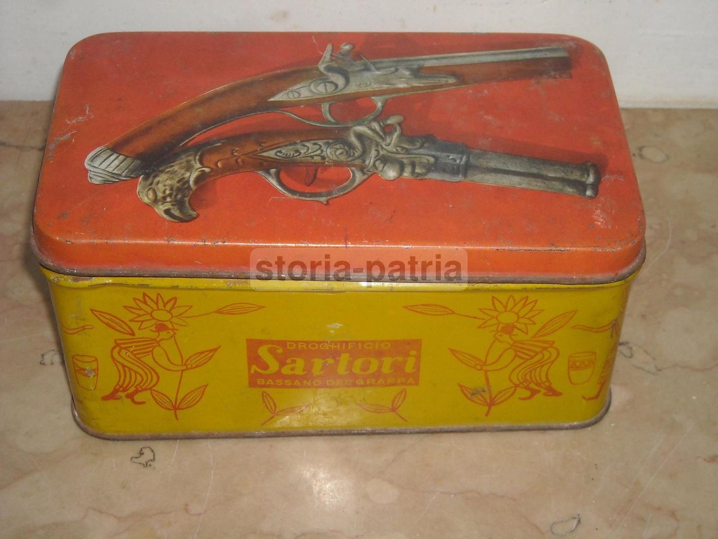 Scatola Pubblicitaria Droghificio Sartori Bassano Del Grappa