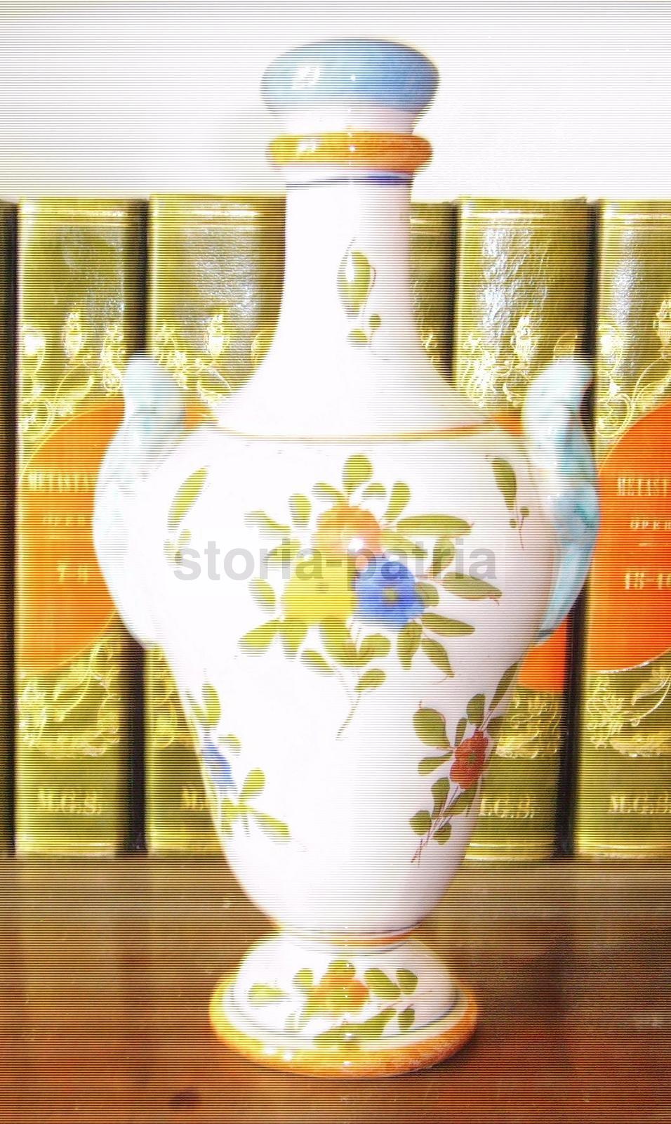 Bottiglia In Ceramica Di Faenza Luxardo Con Decoro Floreale, XX Secolo