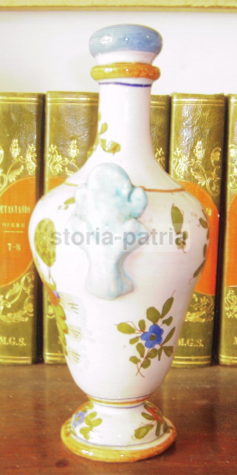 Bottiglia In Ceramica Di Faenza Luxardo Con Decoro Floreale, XX Secolo