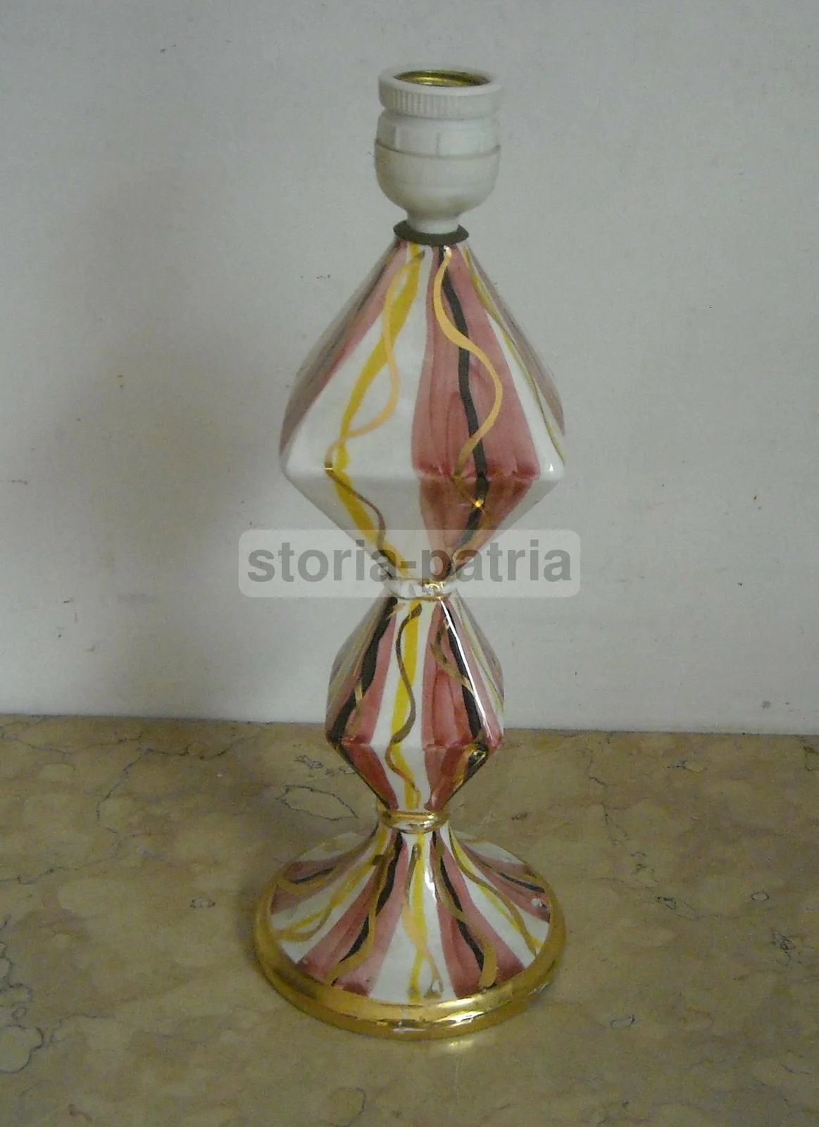 Lampada d'epoca in Ceramica Policroma con Dorature Cedap Anni 50 60