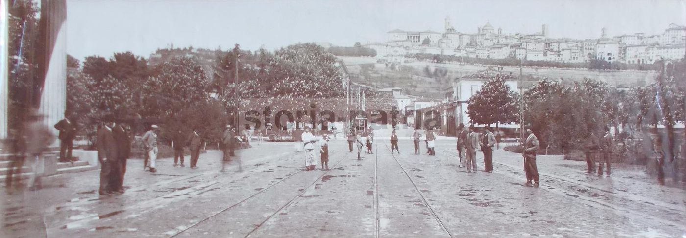 Bergamo: Antica Fotografia Originale Con Tram E Ferrovia Del Fotografo Solza