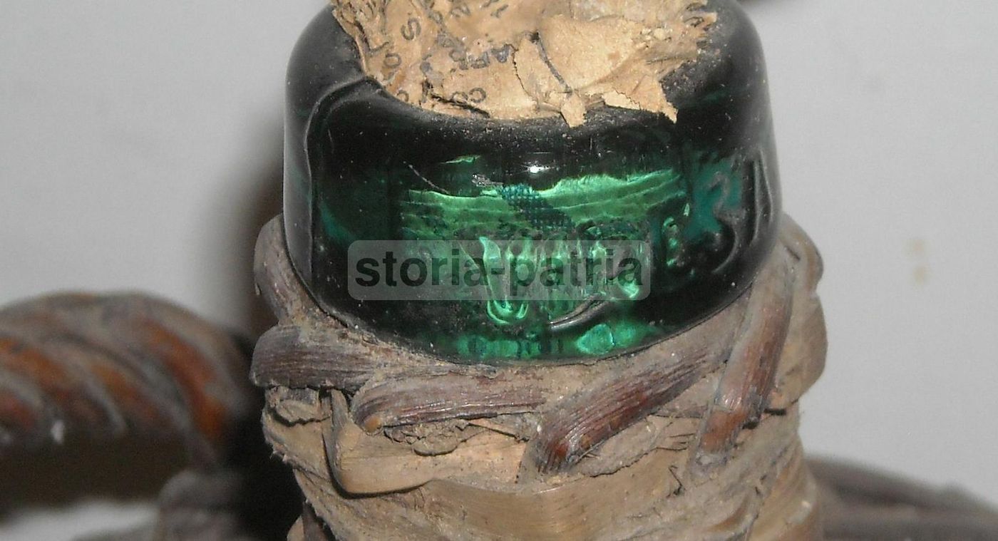 Bottiglia Viresa In Vetro Verde Impagliata, Anni '20 '30
