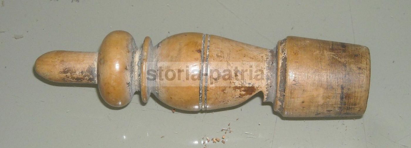 Antico Richiamo Per Uccelli In Legno Tornito, Caccia XIX Secolo