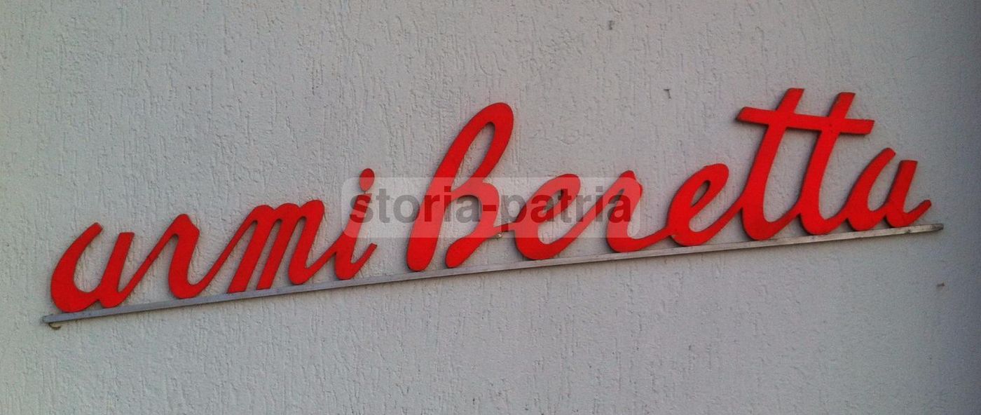 Insegna Pubblicitaria Beretta Vintage In Legno E Metallo, 140 Cm
