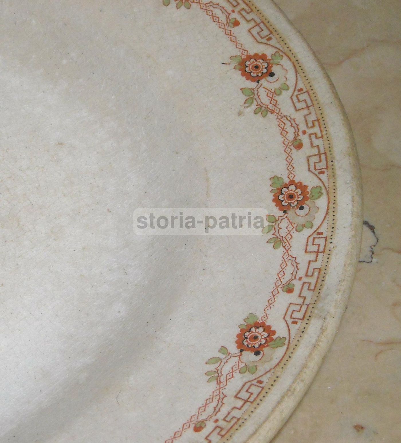 Piatto Ovale In Ceramica Verbanum, Decorazioni Floreali Policrome, XIX Secolo