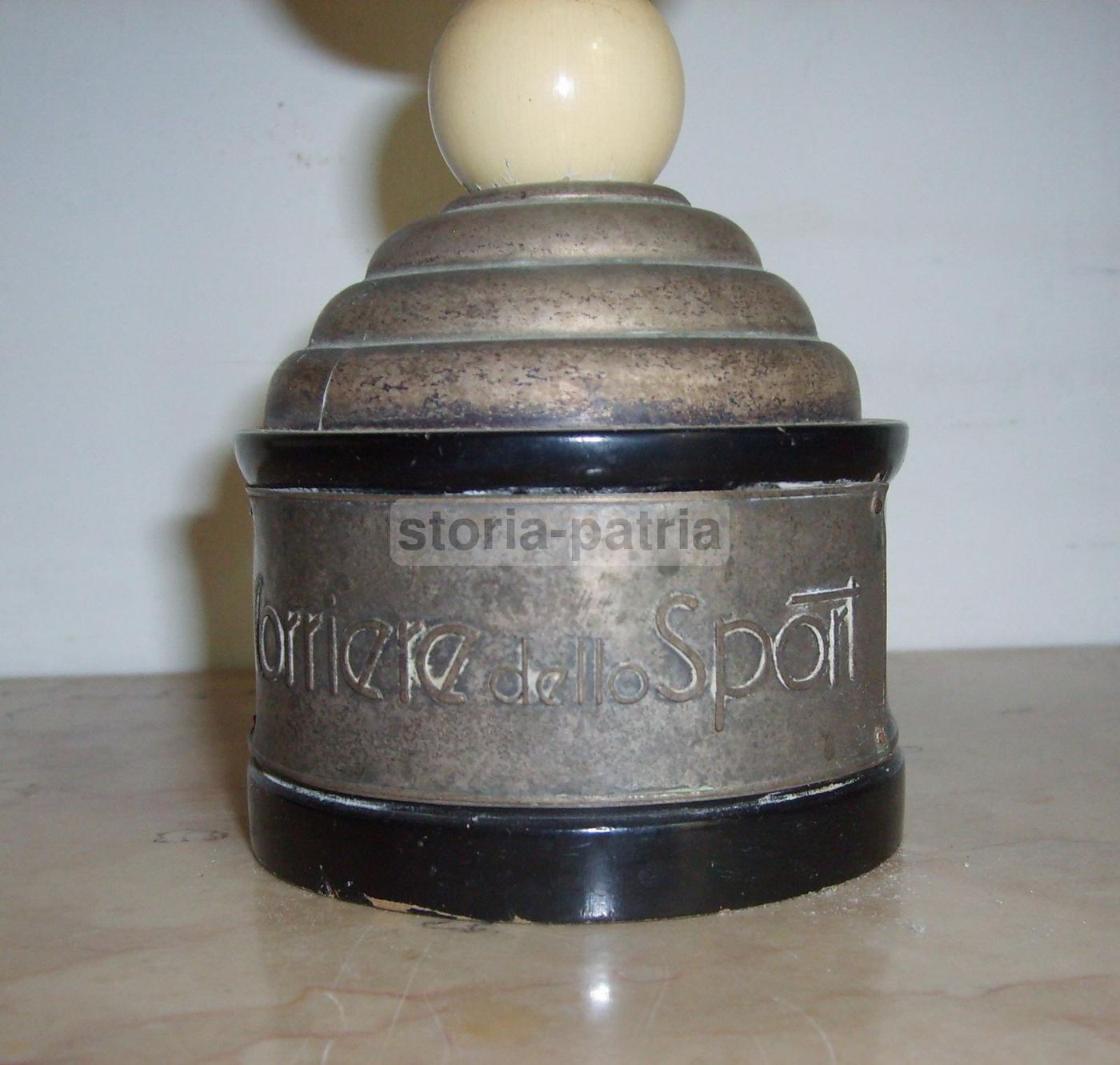 Coppa Trofeo "Corriere Dello Sport" In Metallo Argentato