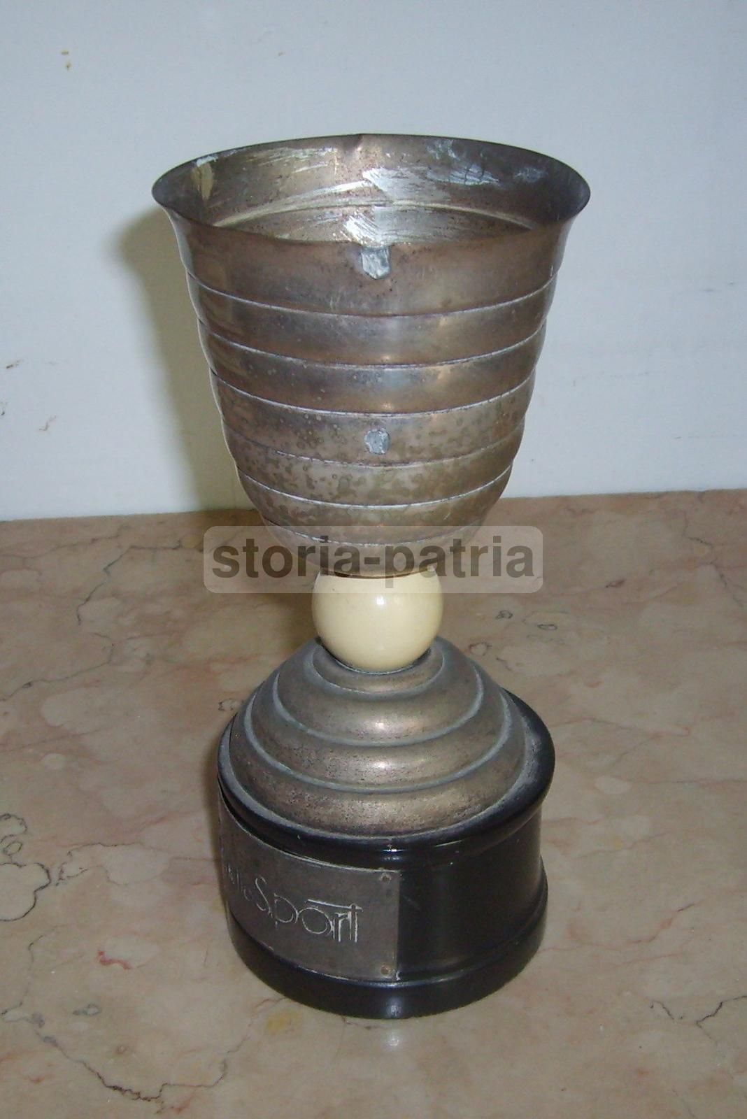 Coppa Trofeo "Corriere Dello Sport" In Metallo Argentato