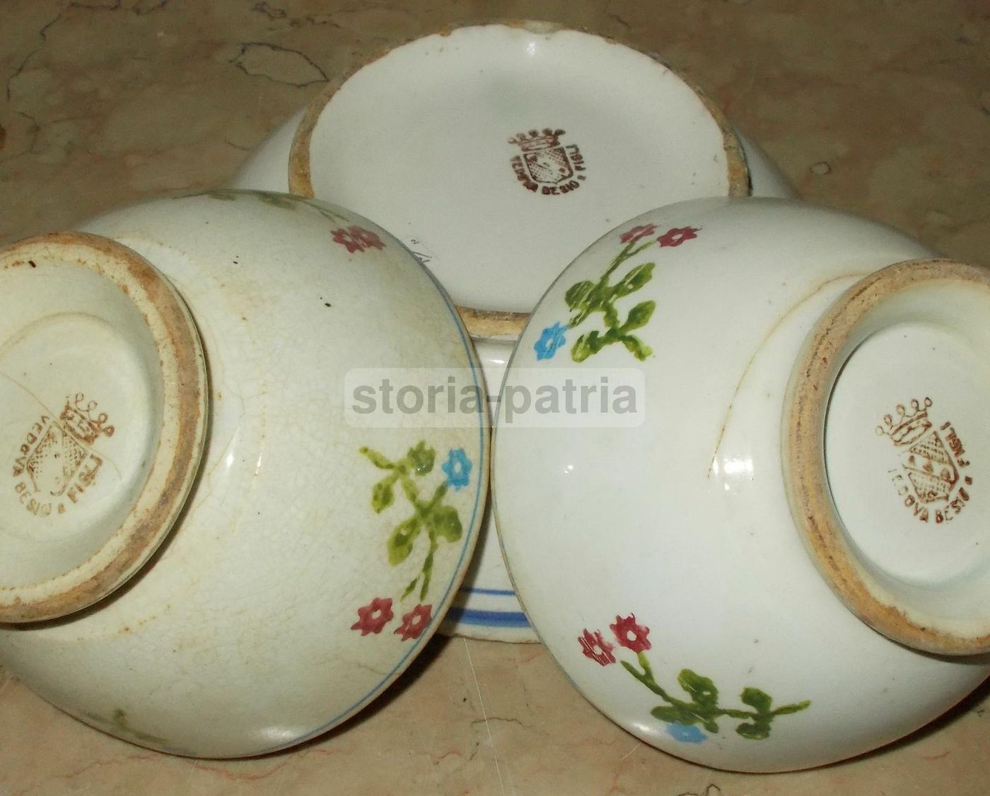 Tre Ceramiche Antiche Vedova Besio: Tazze E Scodella Con Decori Floreali