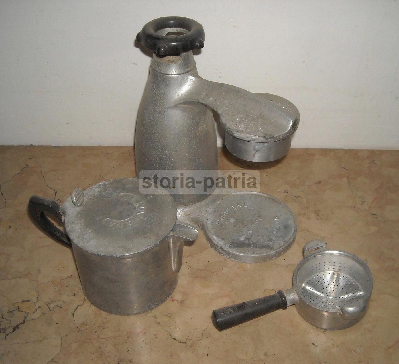 Caffettiera Napoletana Vesuviana Vintage In Metallo, Anni '50