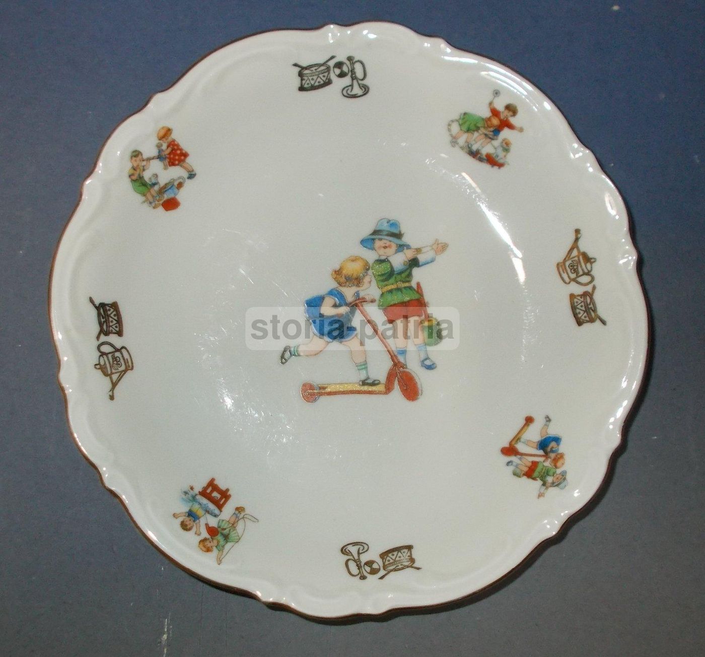 Piatto In Porcellana Per Bambini Con Decori Fumettistici, Bavaria, Anni 50