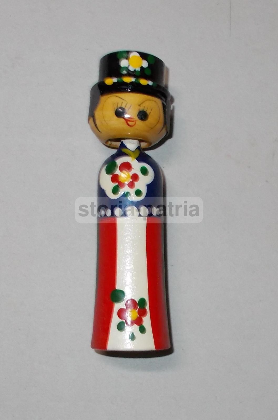 Bambolina Coreana In Legno Con Testa Oscillante, Anni '50