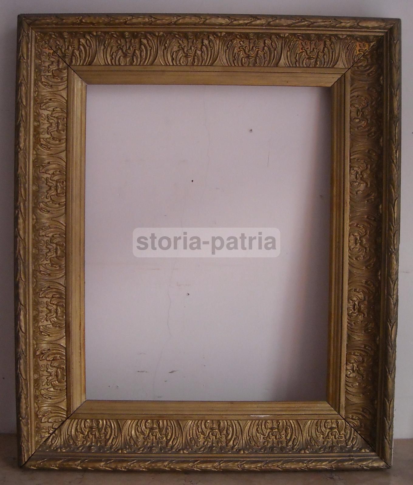 Cornice Antica Fine '800 Decorata A Pastiglia Dorata (79x66 Cm)