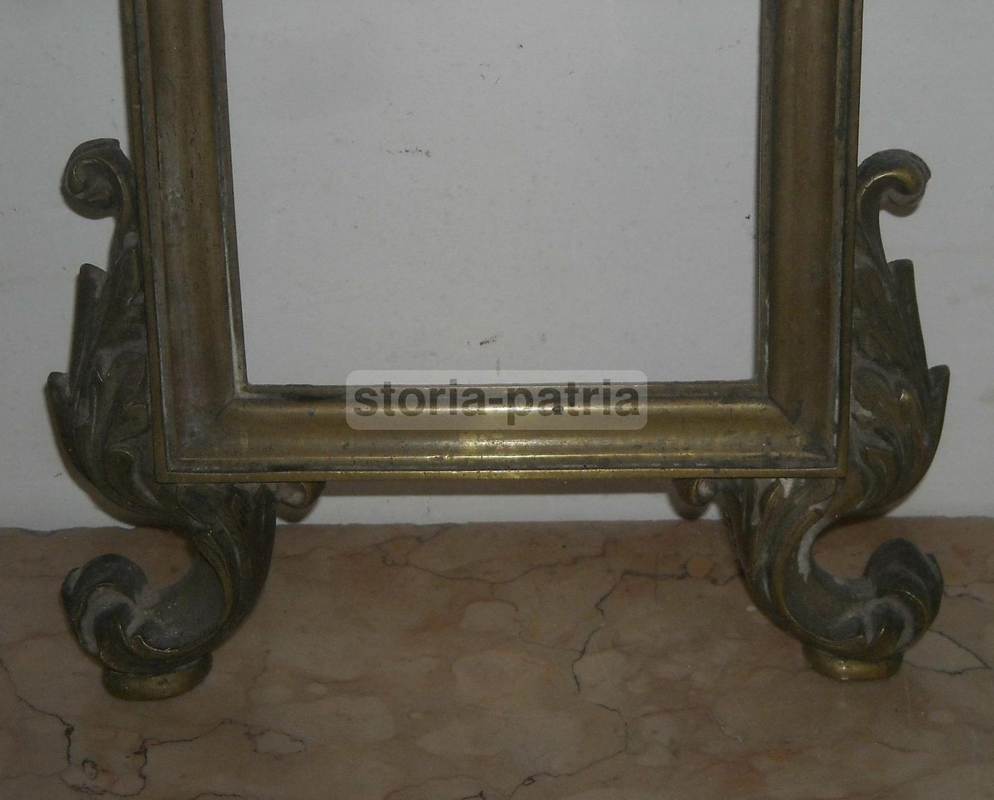 Antica Cornice Decorativa In Ottone O Bronzo Del XIX Secolo