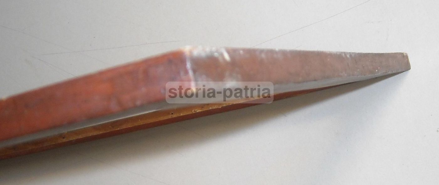 Cornice Antica In Noce Con Intarsio (55x42 Cm)