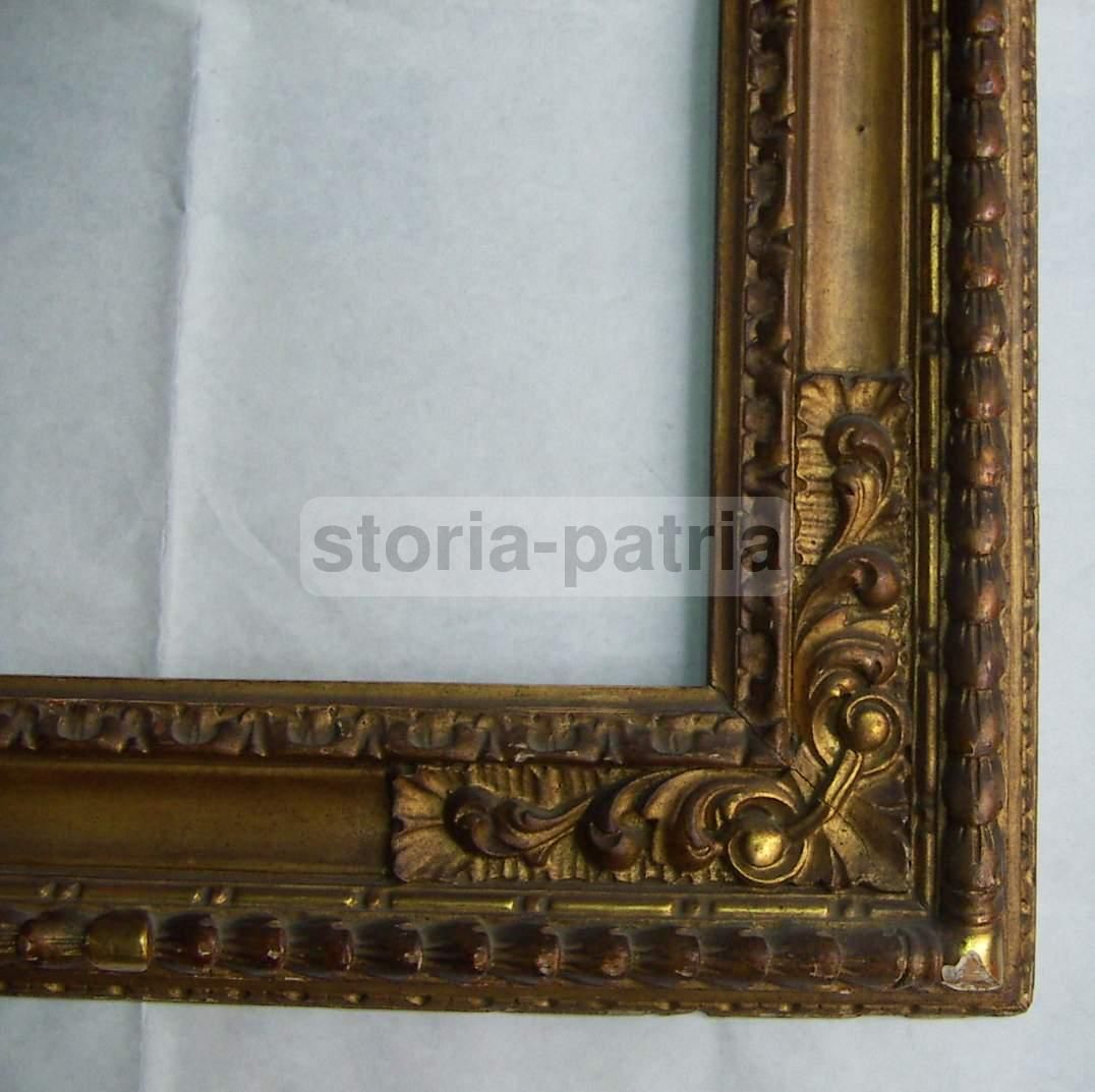 Cornice Antica Dorata Intagliata In Legno, 90x76 Cm, Metà '800
