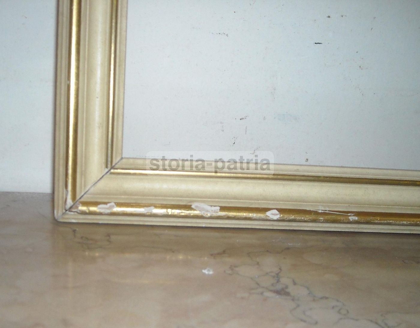Cornice Laccata Decorativa Epoca Anni '30 '60 Con Dorature, 66x56 Cm