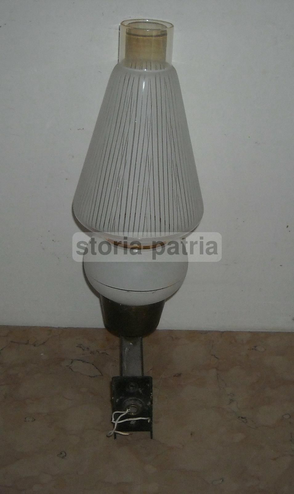 Applique Vintage Anni '50 '70 In Metallo, Legno E Vetro Decorato