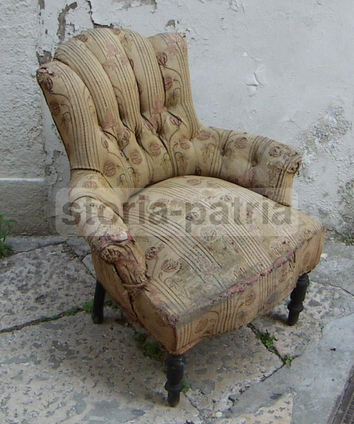 Poltrona d'Epoca Anni '20 In Legno Ebanizzato Da Restaurare
