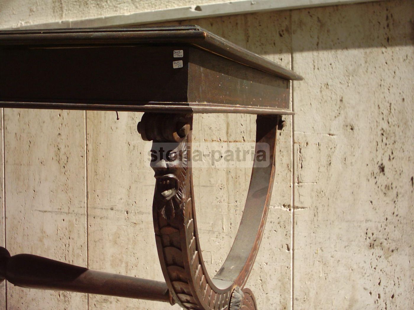 Divano Antico Intagliato Stile Rinascimentale, Primi '900, Lombardia