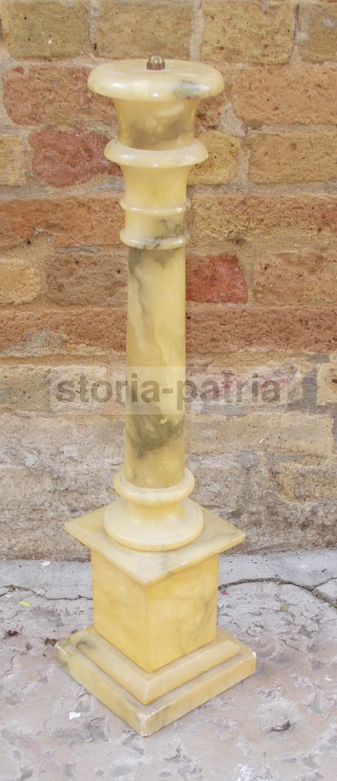 Colonna Marmorea Decorativa In Onice O Alabastro, Anni '20 '30