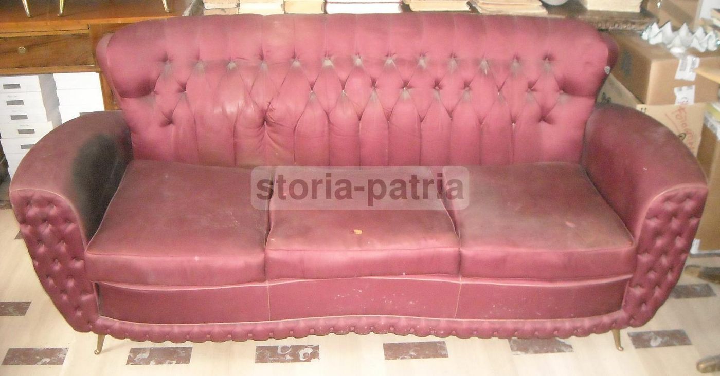 Divano d'Epoca Anni '50 Tre Posti In Tessuto Rosso Porpora