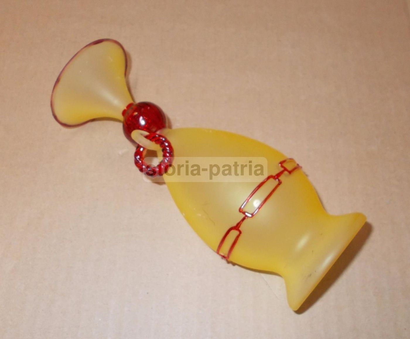 Vasetto Portafiori In Vetro Di Murano, Giallo E Rosso, Forma Ad Anfora, Anni '90