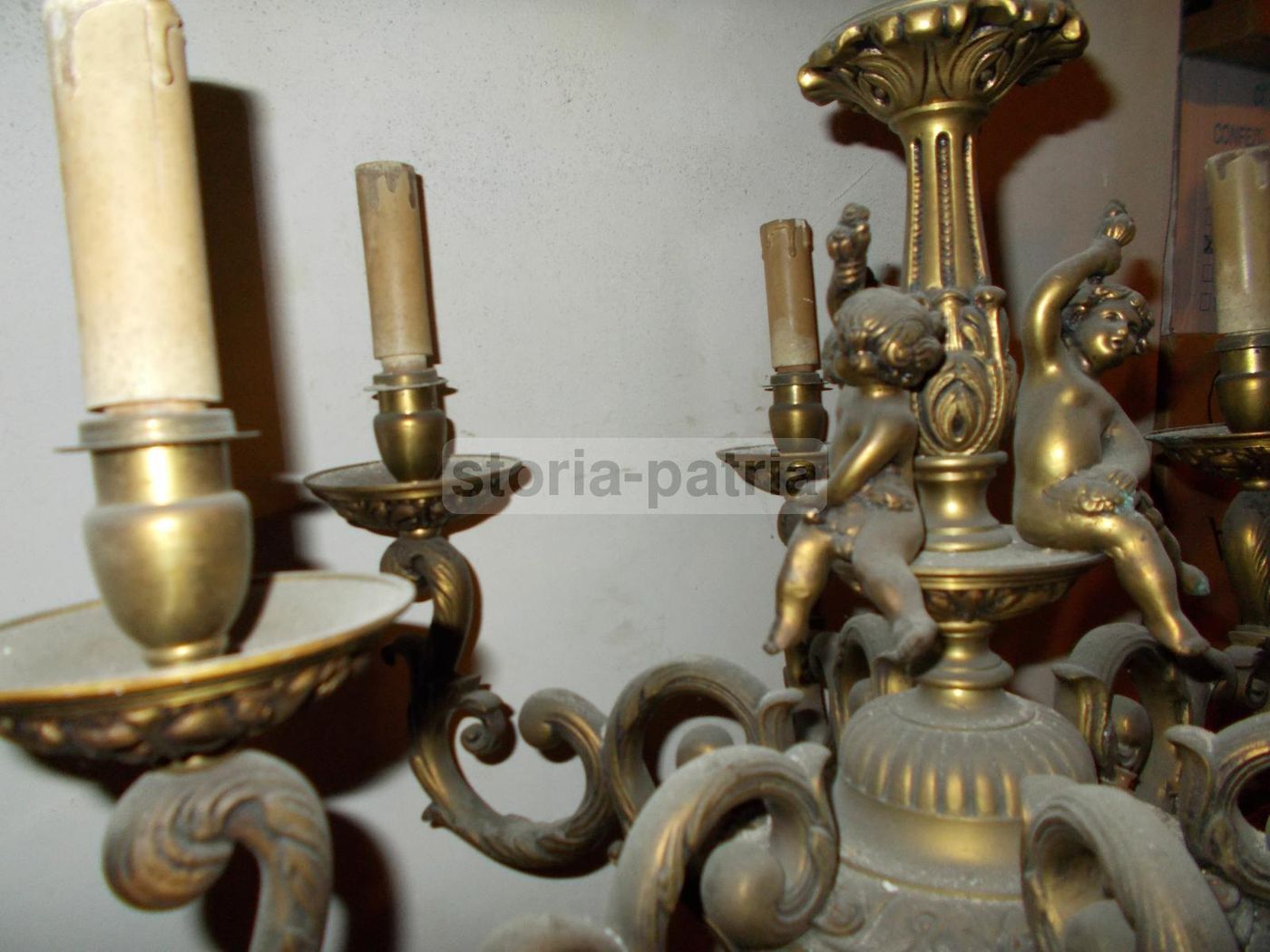Lampadario Antico In Ottone Con Puttini, Anni '30