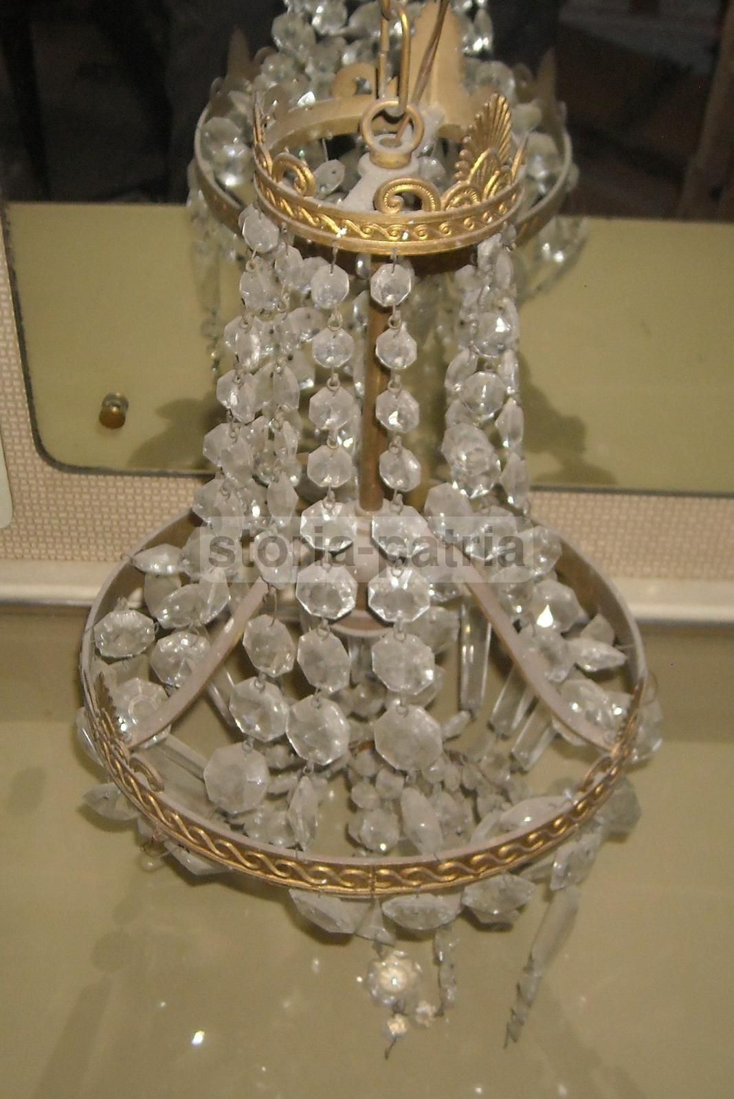 Lampadario Vintage In Ottone Dorato Con Vetri E Prismi, Anni '900