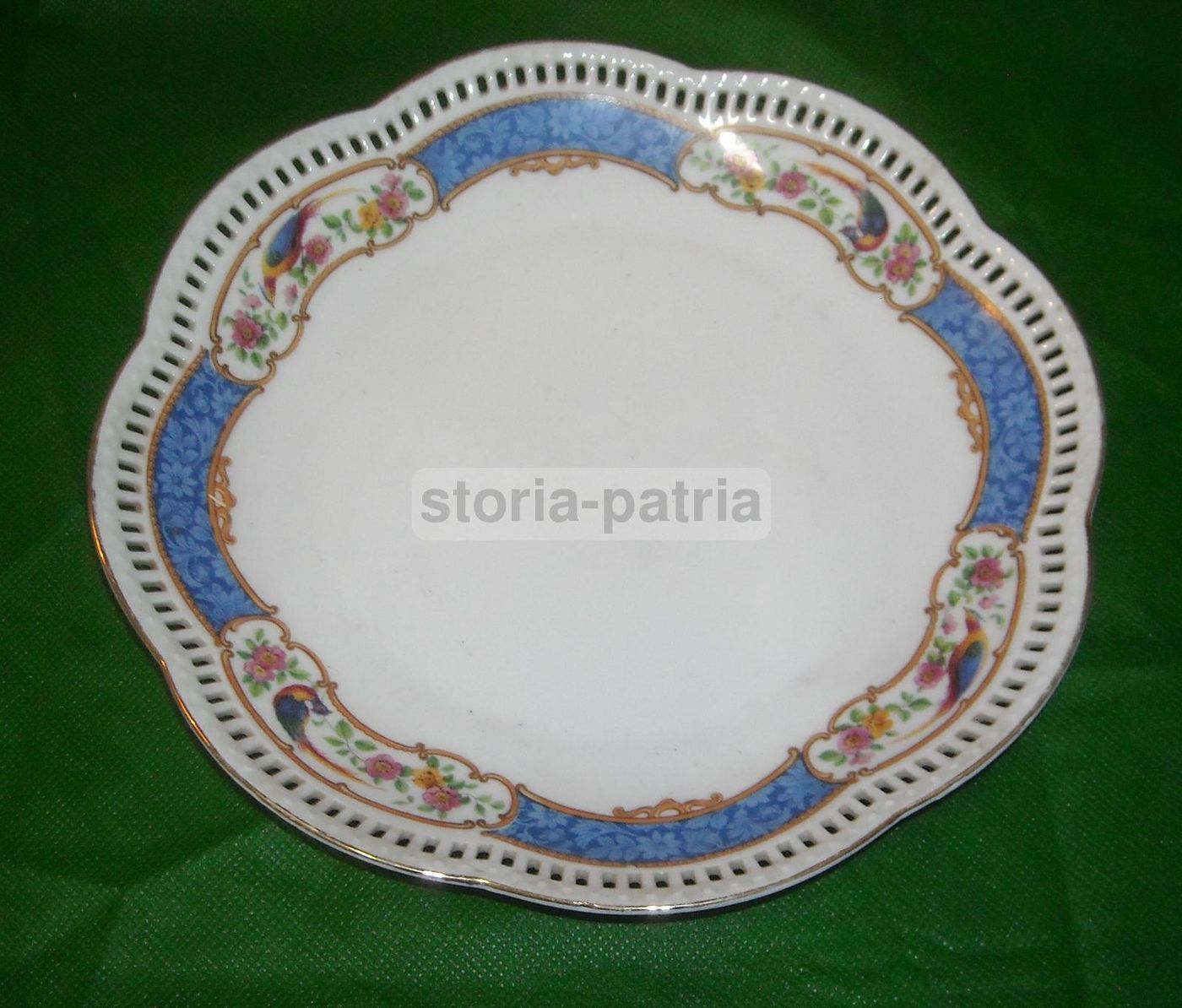 Piatto Porcellana Schumann Bavaria Decorato Uccelli Traforato