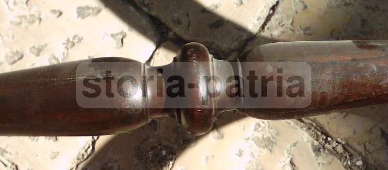 Tavolo Antico In Legno Intagliato Neo Rinascimentale, Anni '20