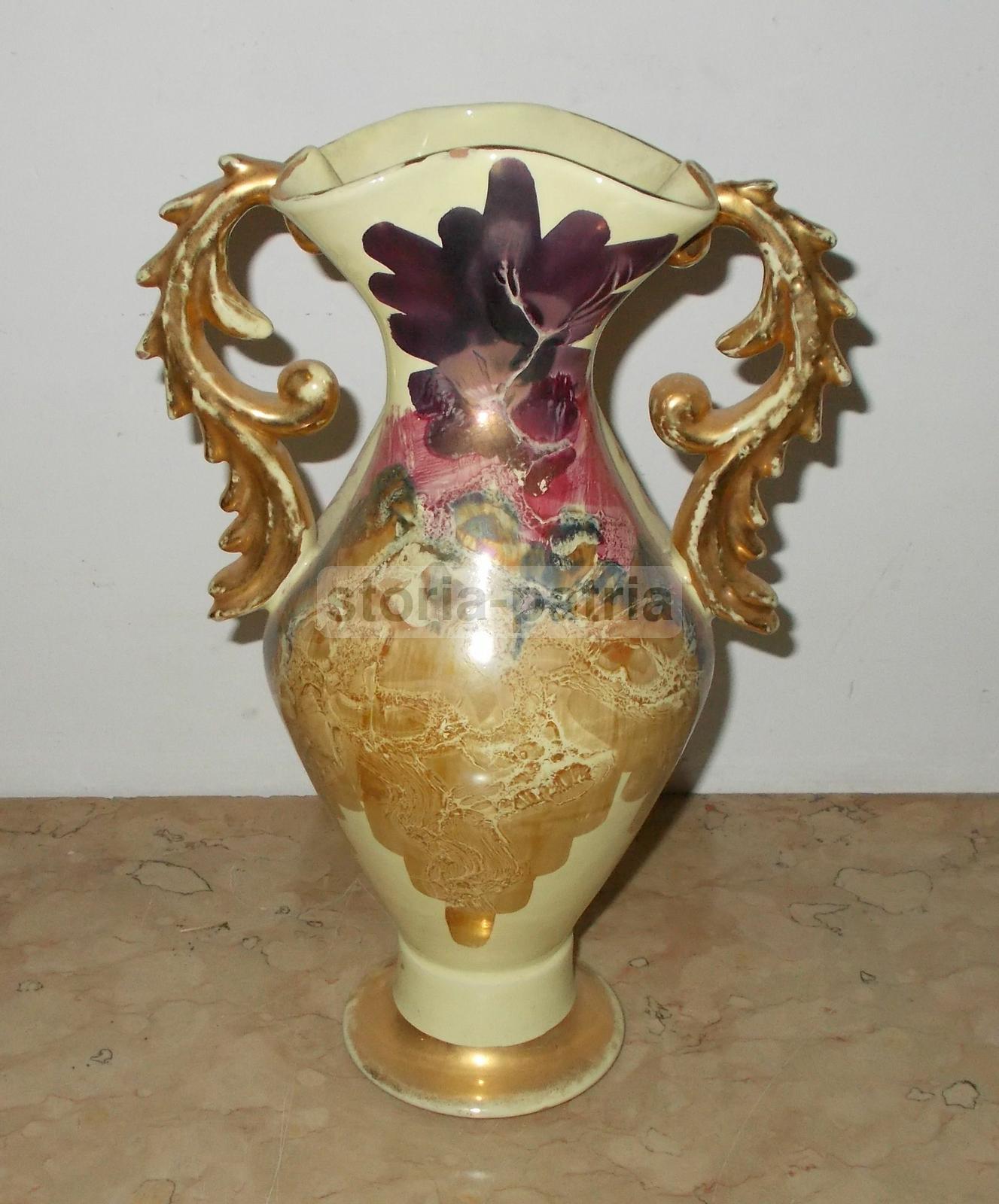 Vaso Decorativo In Ceramica Con Manici Dorati Italiano Anni '50