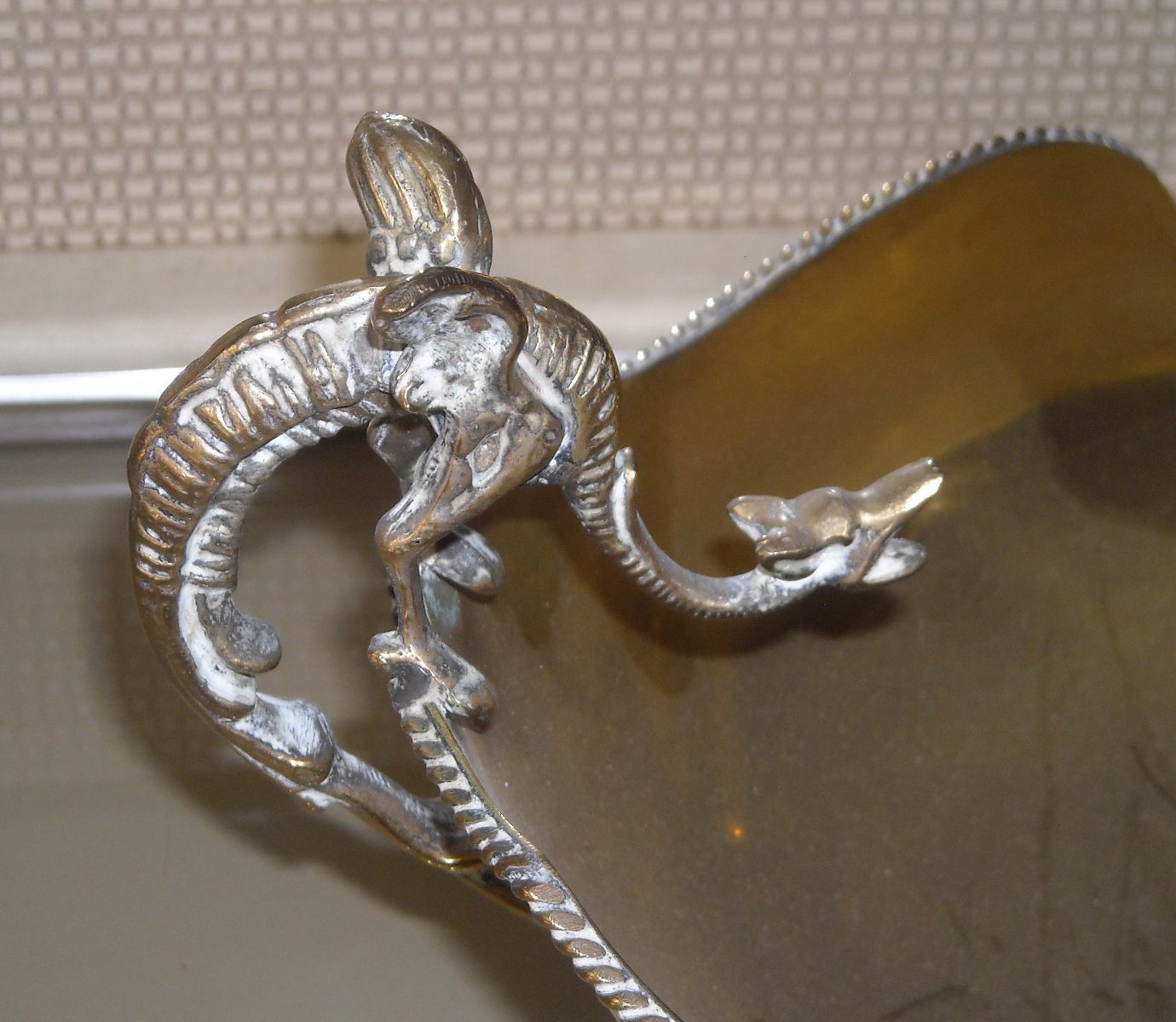Vassoio d'Epoca Con Manici A Drago In Ottone Argentato, Anni '30