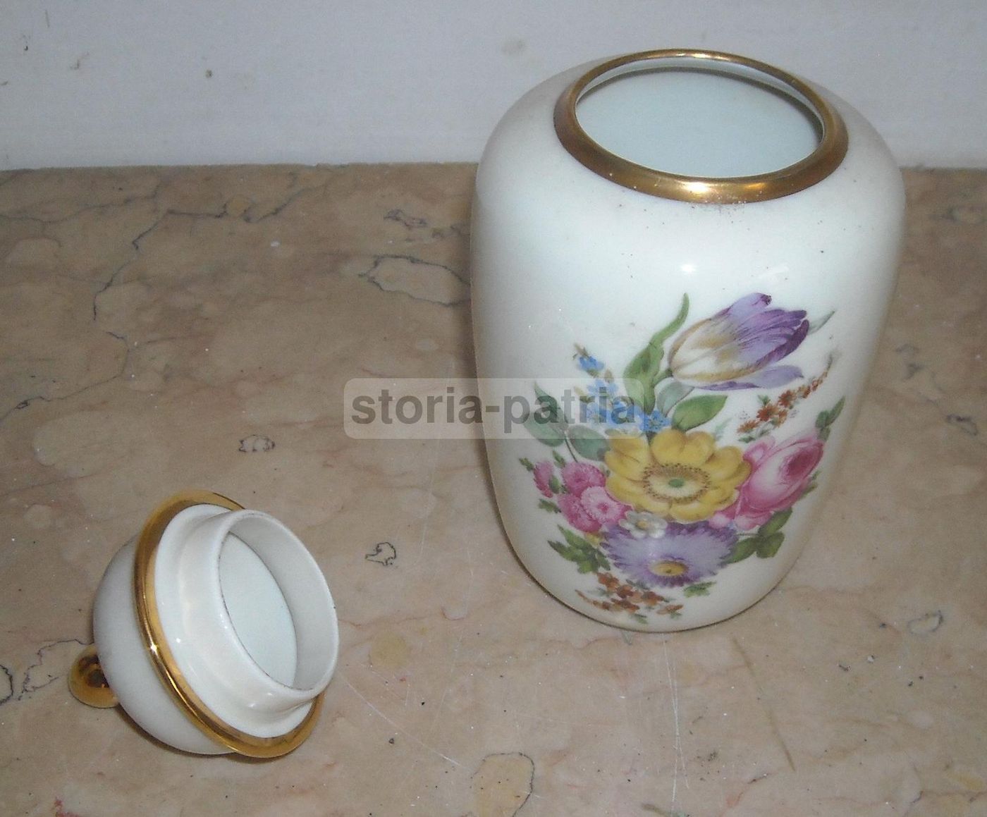 Porcellana Hutschenreuther Hohenberg Con Decori Floreali, Germania