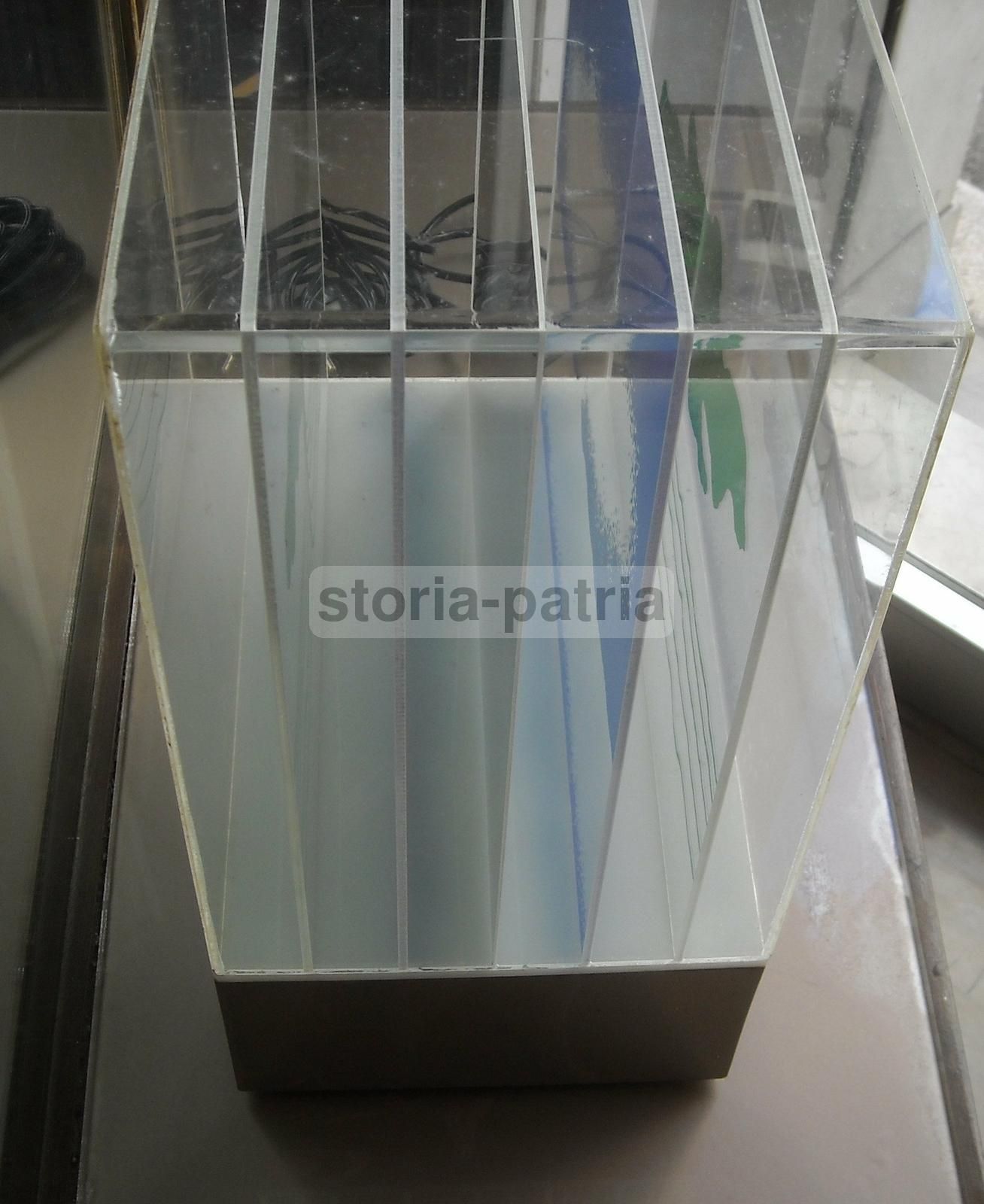 Lampada Scultura Renato Meneghetti Anni '70 Plexiglas Cromato
