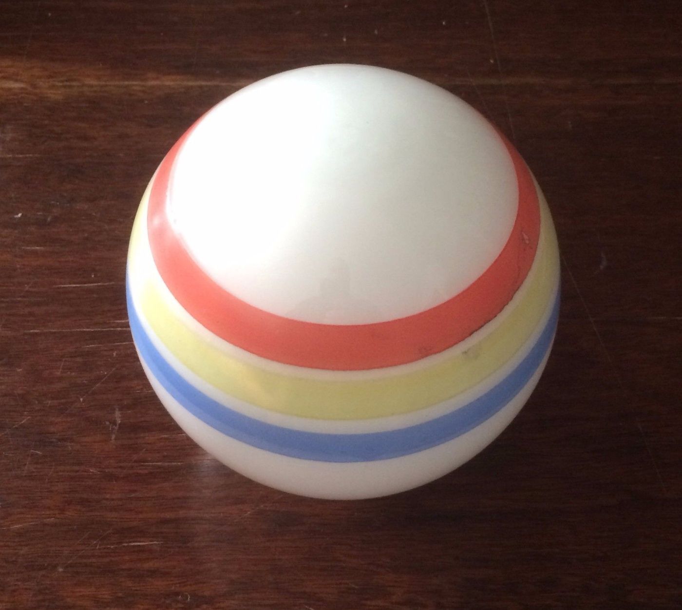 Coppa Lampada In Vetro Bianco Opalino Decorato Policromo, Anni '50