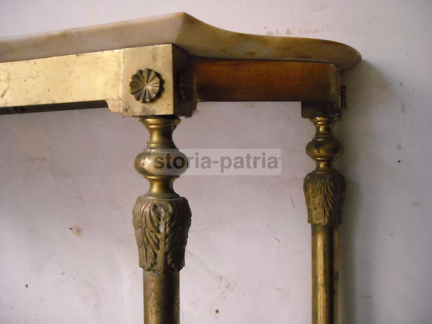 Consolle Art Déco Con Specchiera In Metallo Dorato E Marmo, Anni '50
