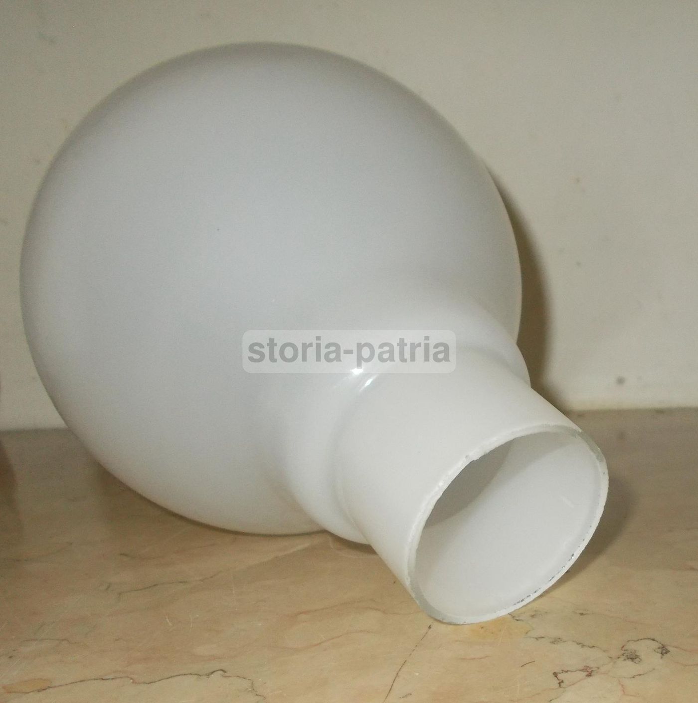 Coppa Vitrea Bianca Per Lampada Vintage, Anni 1950 1970