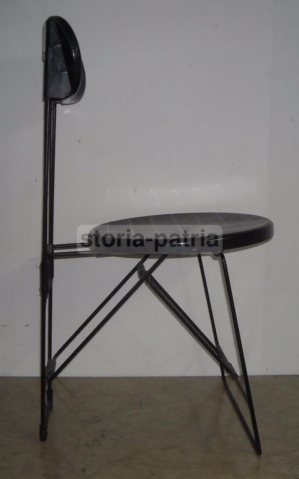 Sedia Pieghevole Cricket Di Andries Van Onck Per Magis, 1983