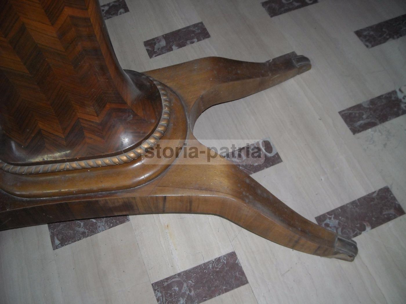 Grande Tavolo Ovale Modernariato Anni '50 Con Piano In Vetro Verde