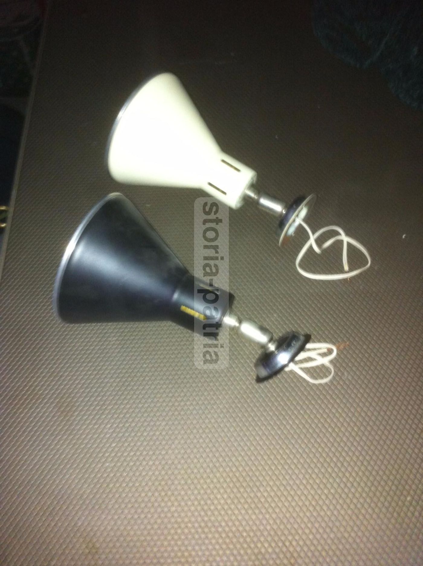 Coppia Faretti Vintage Anni '60 '70 Bianco Nero Modernariato