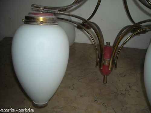 Lampadario Modernariato Anni '50 Ottone Dorato E Vetro Opalino