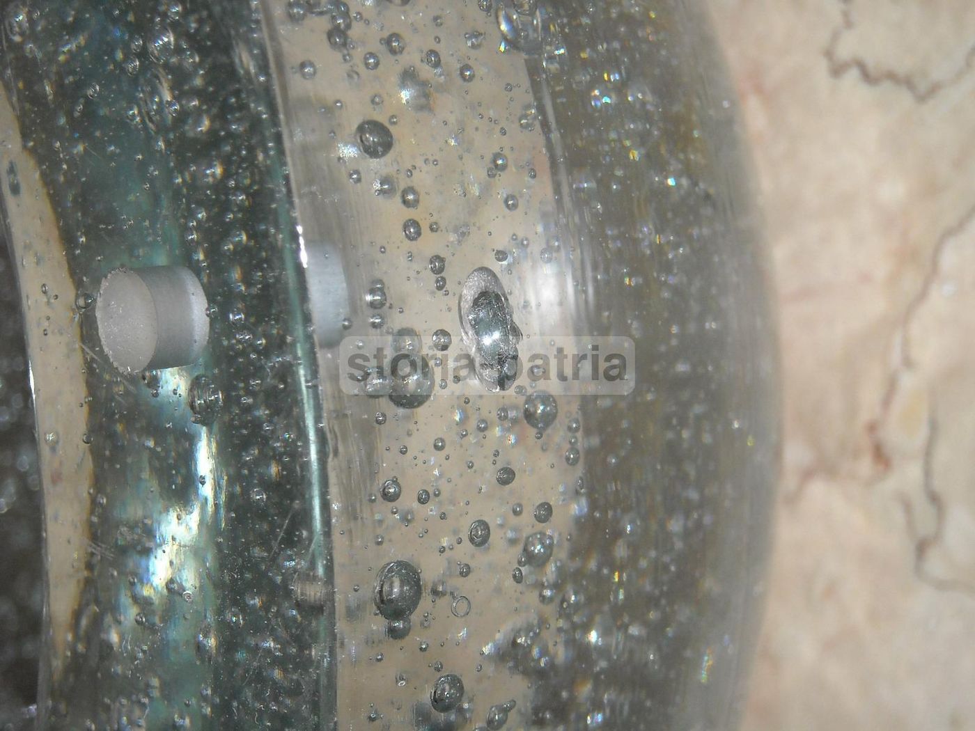 Lampada A Sfera In Vetro Massiccio Anni '70 Cromata Modernariato